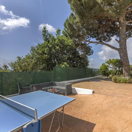 Mercury By Interhome *