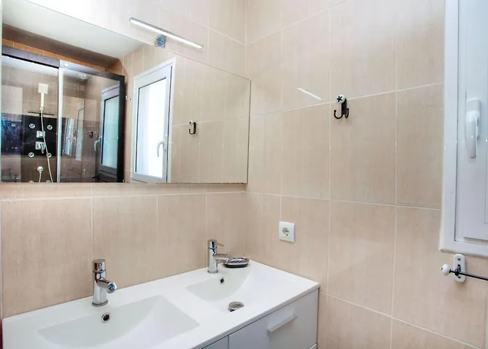 Mercury By Interhome Hébergement de vacances Lloret de Mar